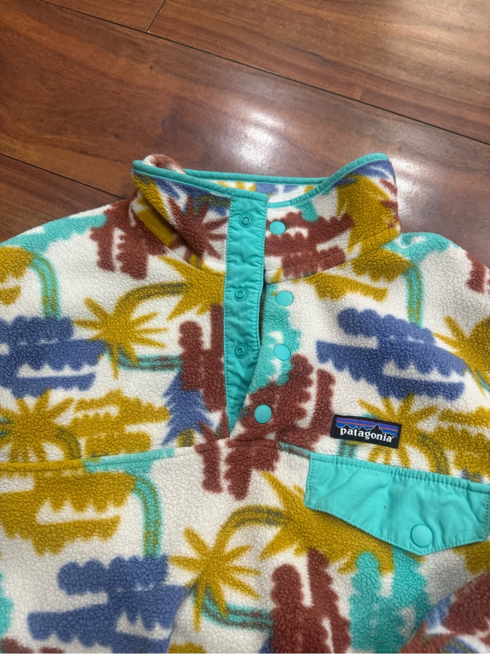 Patagonia Kids Turquoise Trim Multi-Color Palm-Print Fleece Snap Pullover